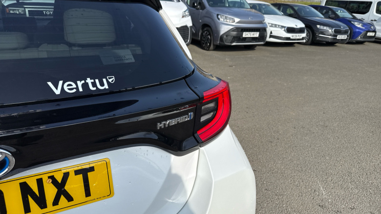 Toyota Yaris 1.5 Hybrid Excel 5dr CVT Hybrid Hatchback